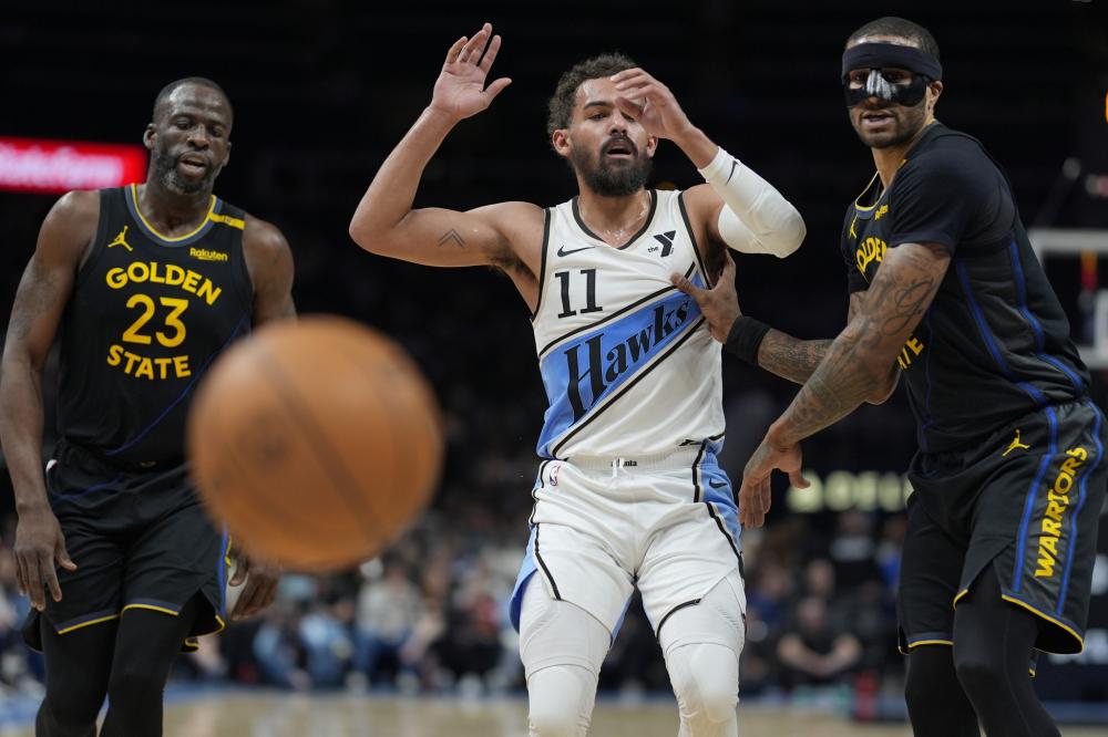 防守球员如何判断对手突破方向？